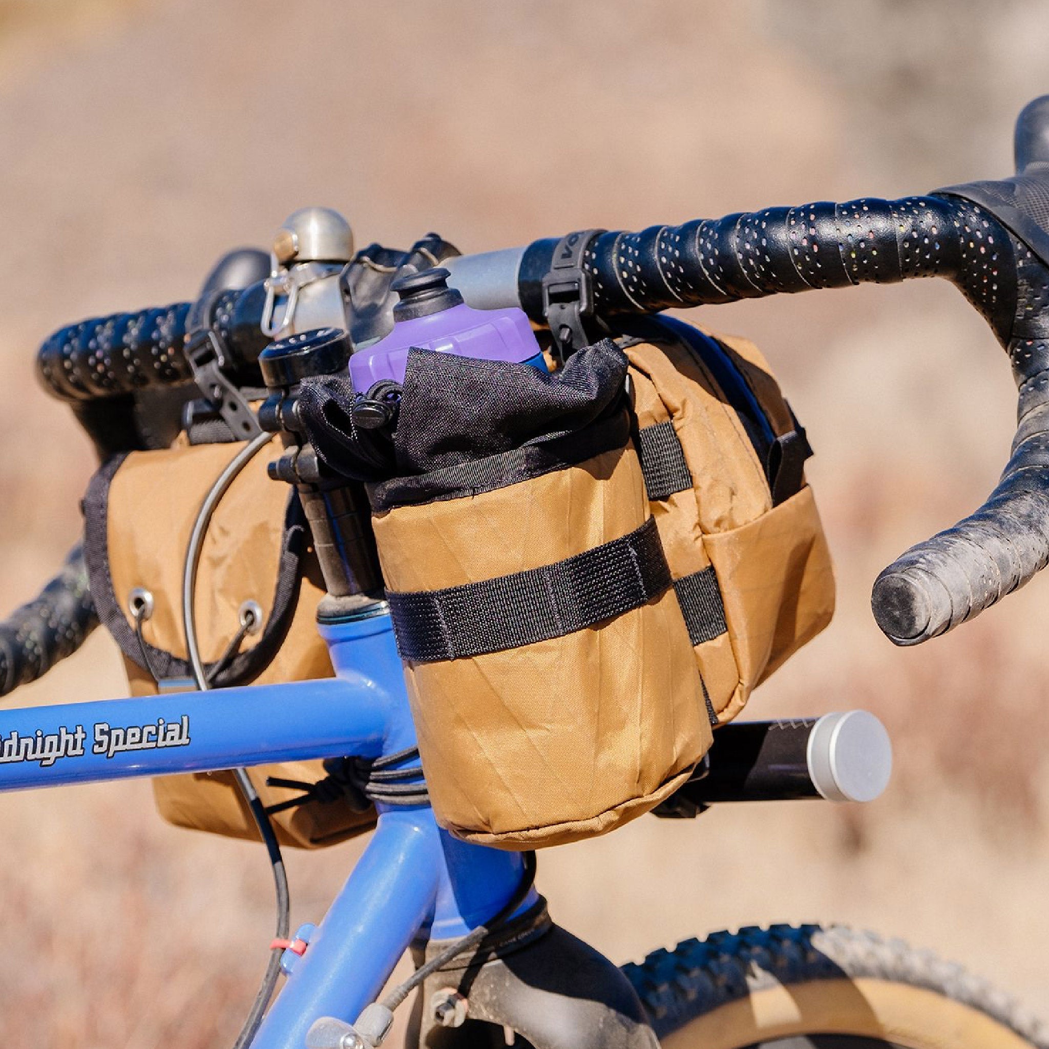 Kestrel Handlebar Bag – The Athletic Community